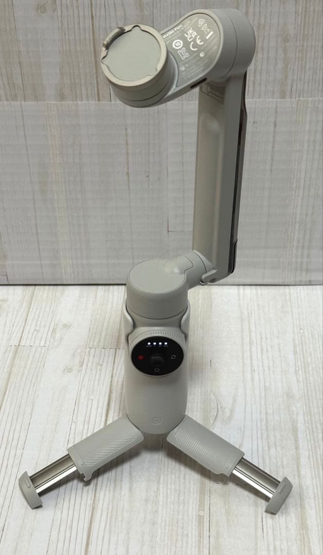 【極美品】 Insta360 Flow - AI搭載スマートフォン用ジンバル