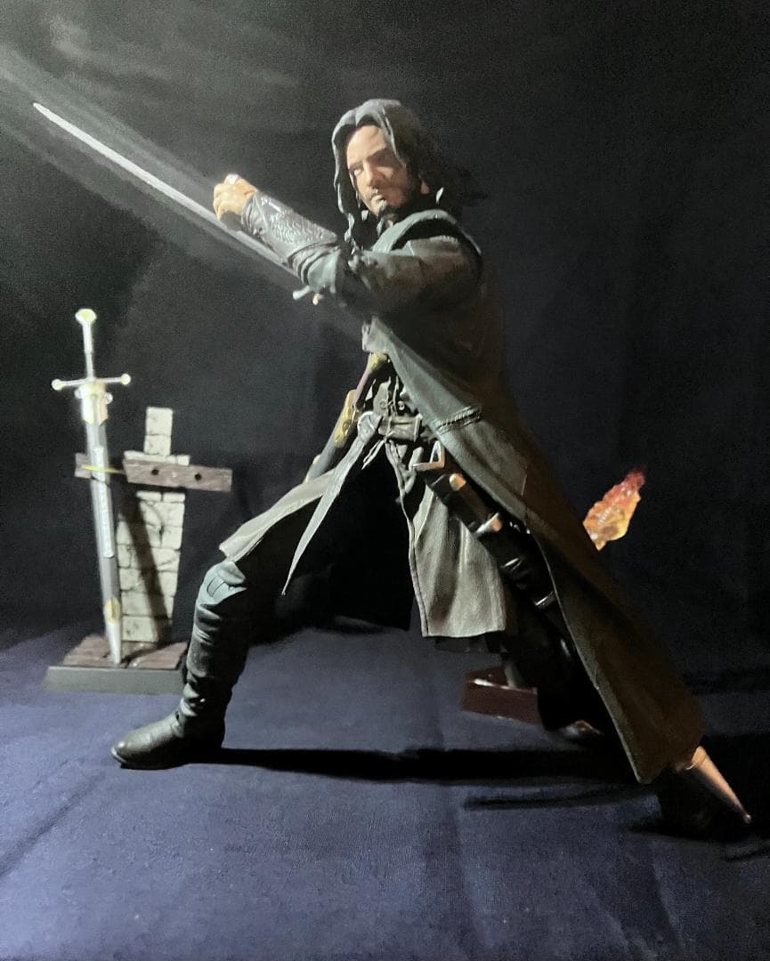 【新品未開封】『アラゴルン』ロードオブザリング 荒武者系アクションフィギュア
