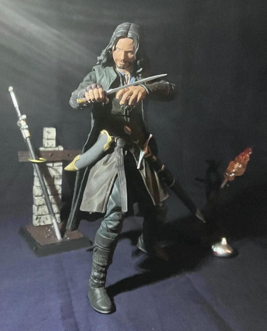 【新品未開封】『アラゴルン』ロードオブザリング 荒武者系アクションフィギュア