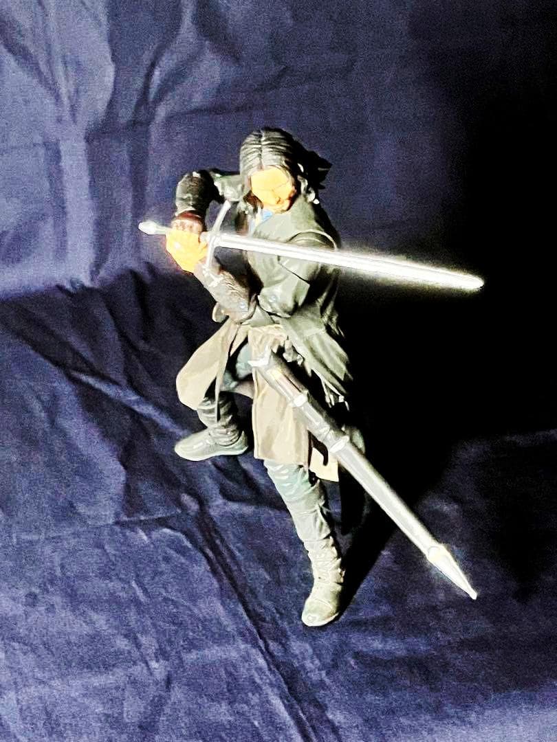 【新品未開封】『アラゴルン』ロードオブザリング 荒武者系アクションフィギュア