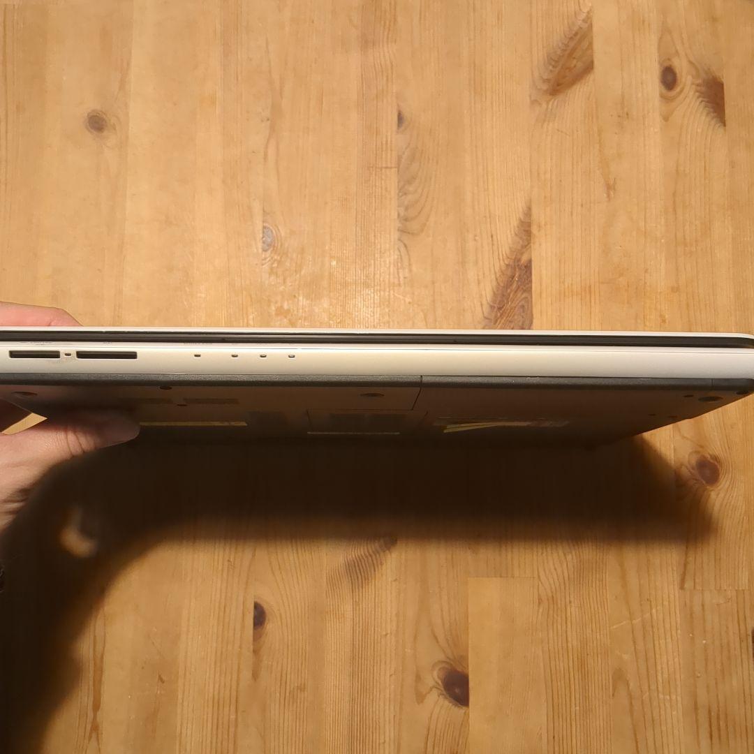 Sony VAIO（SVE141D11N）