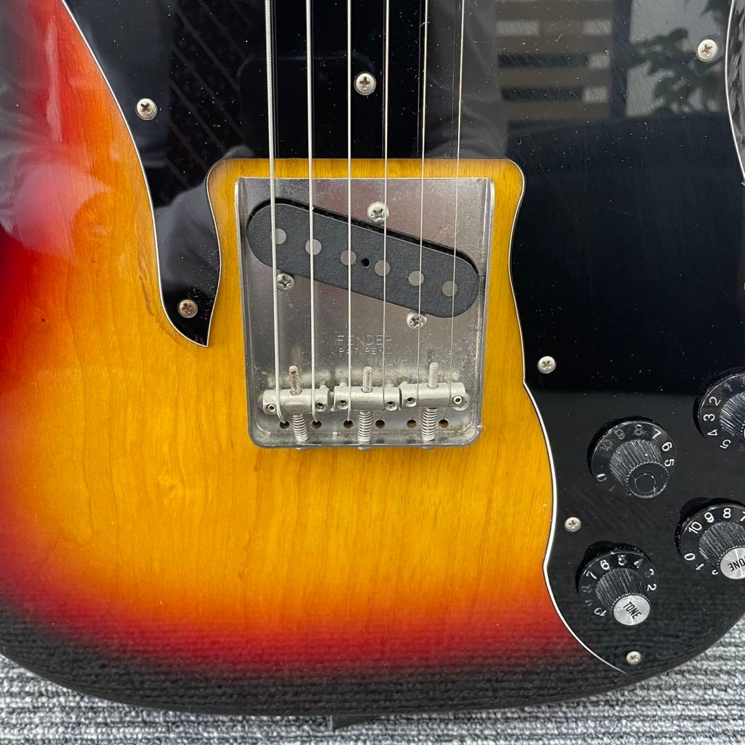 サンバーストカラー　Fender Telecaster Customエレキギター