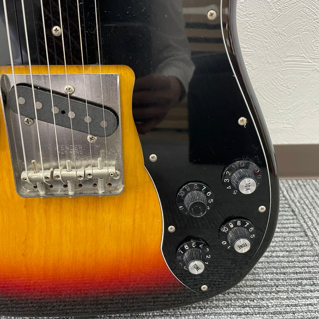 サンバーストカラー　Fender Telecaster Customエレキギター