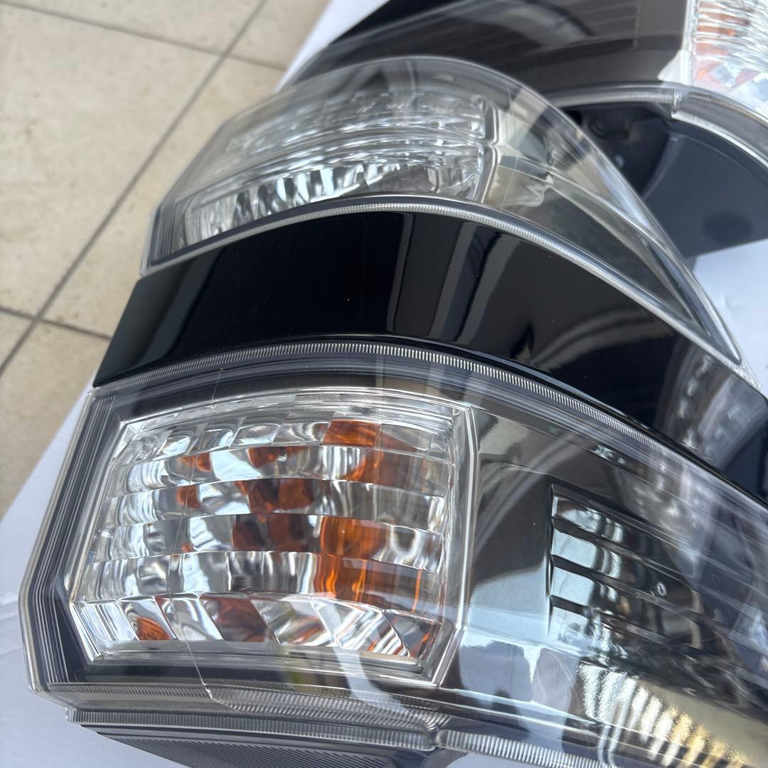 即日発送　ヴェルファイア20系　後期　TOYOTA アルファード　純正　テール