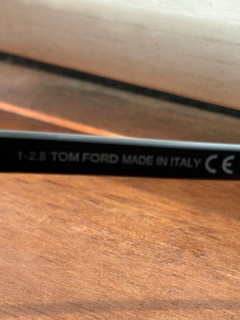 TOM FORDサングラス