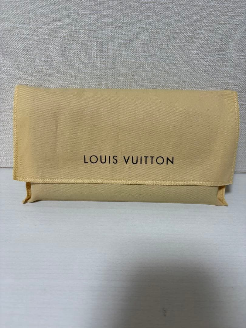 Louis Vuitton 二つ折り財布 パープル系
