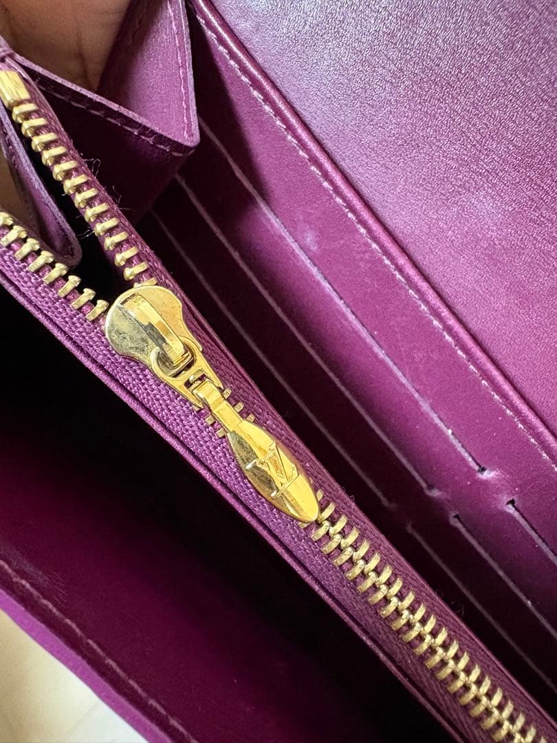 Louis Vuitton 二つ折り財布 パープル系