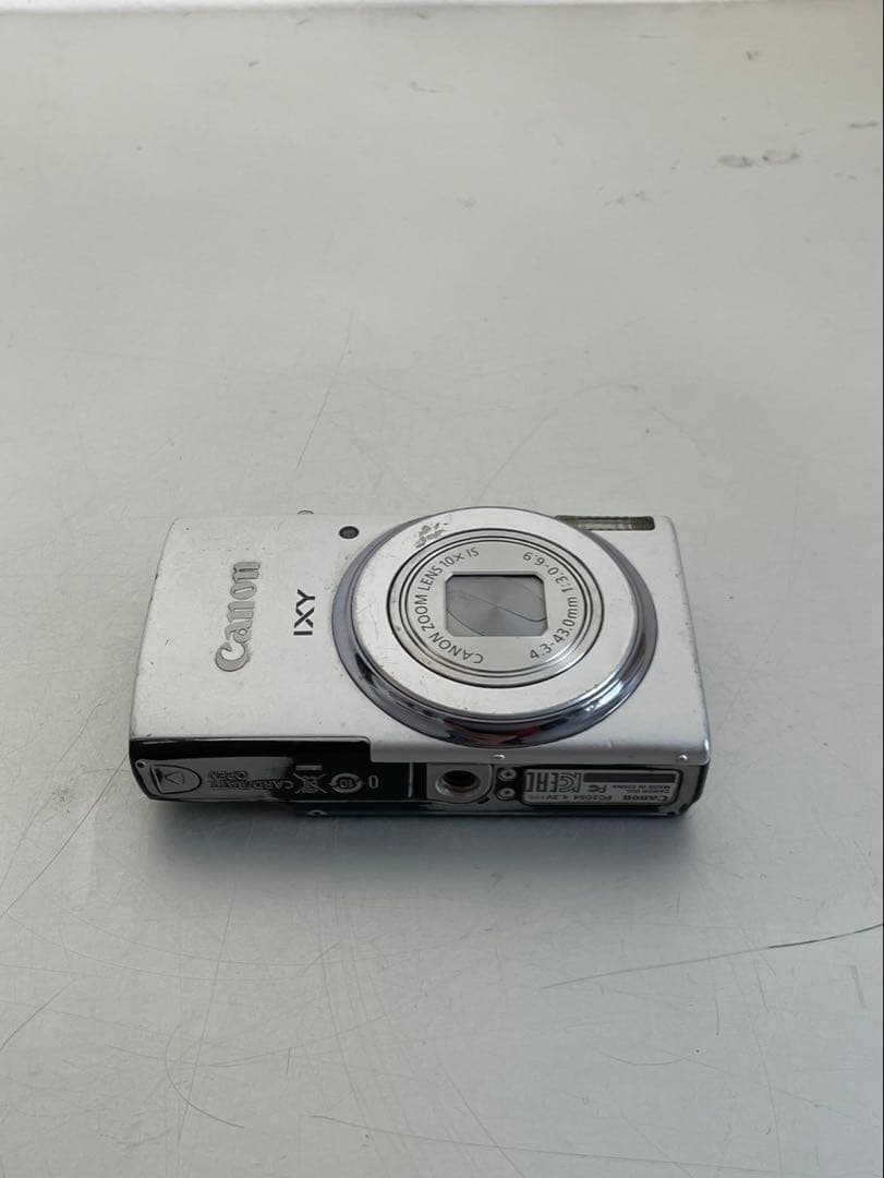 Canon IXY 110F シルバー デジタルカメラ