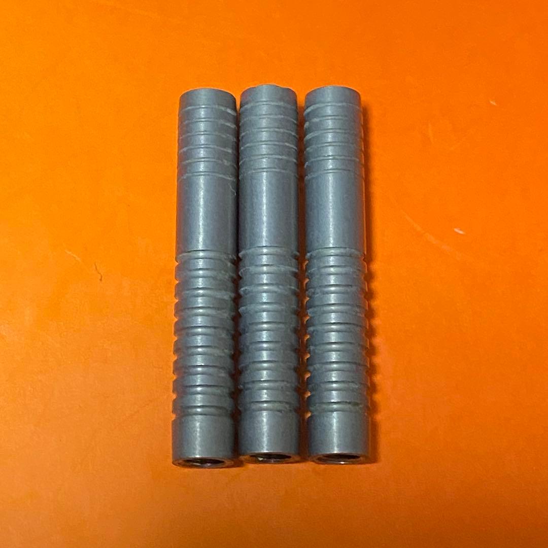 ダーツ TRIPLEIGHT shorty