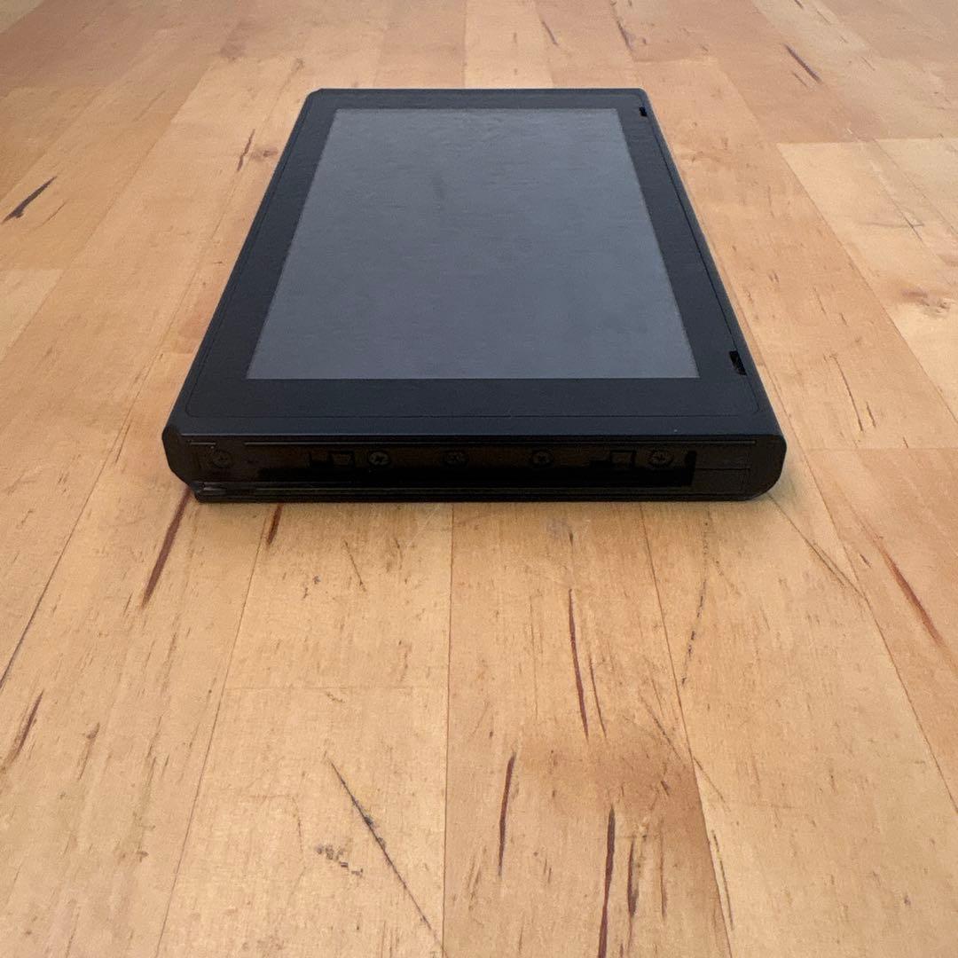 ニンテンドースイッチ　hac-001 2022年製　初期化済み　(d