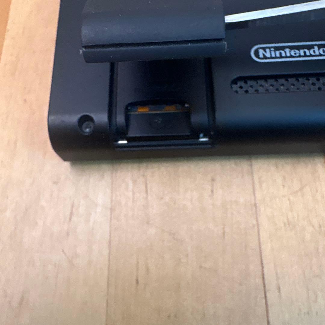 ニンテンドースイッチ　hac-001 2022年製　初期化済み　(d