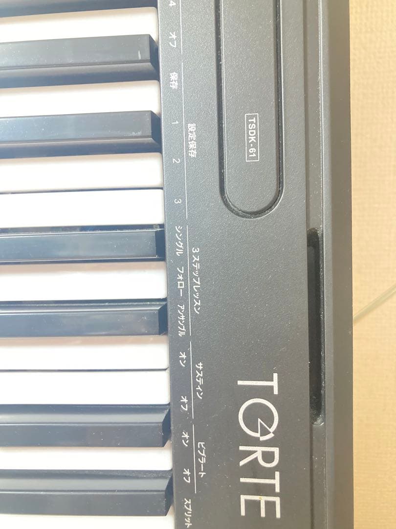 ☆軽量 TORTE トルテ スリム設計 TSDK-61 電子キーボード 61鍵盤