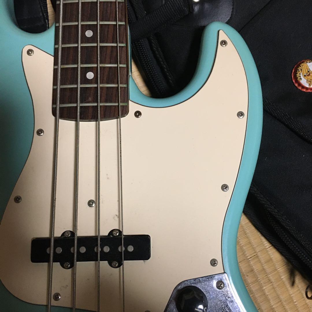 【動作不良品】Squier Jazz Bass 　フェンダー　バッグ付き　ベース