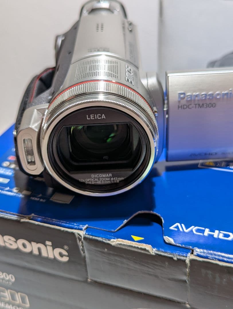 Panasonic HDC-TM300 ビデオカメラ
