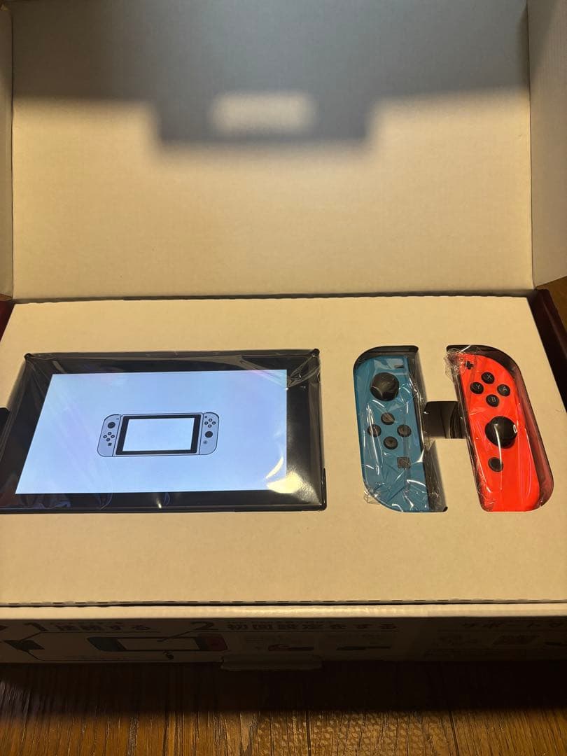 バッテリー強化版Switch本体　ソフト４本セット　スマブラ　スプラトゥーン3