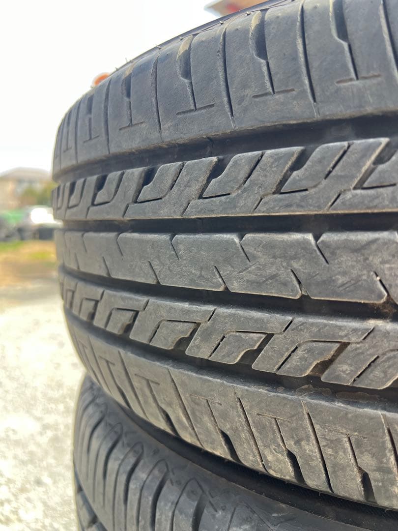 ブリヂストン　セイバーリング　sl201 225/55r17 24年製　9部山