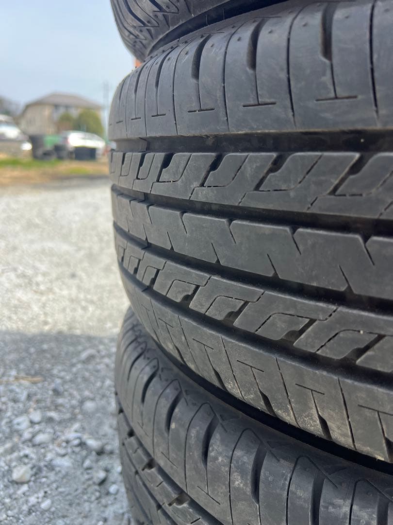 ブリヂストン　セイバーリング　sl201 225/55r17 24年製　9部山