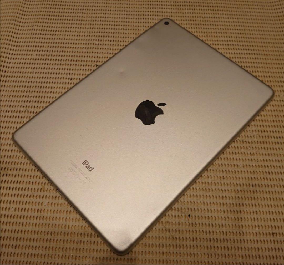 完動品iPad Air2(A1566)本体64GBシルバー送料込TG5VY