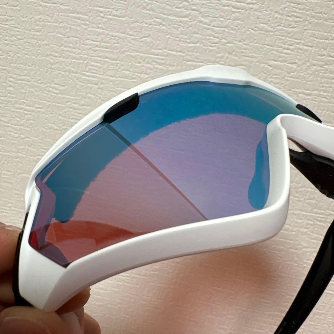 め*め様 極美品 OAKLEY WINDJACKET 2.0 白×黒オークリー