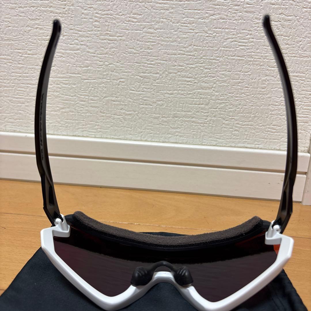 め*め様 極美品 OAKLEY WINDJACKET 2.0 白×黒オークリー