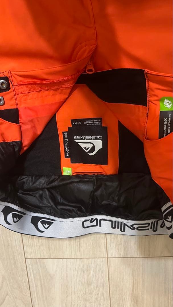 Quiksilver オレンジ スノーボードパンツ