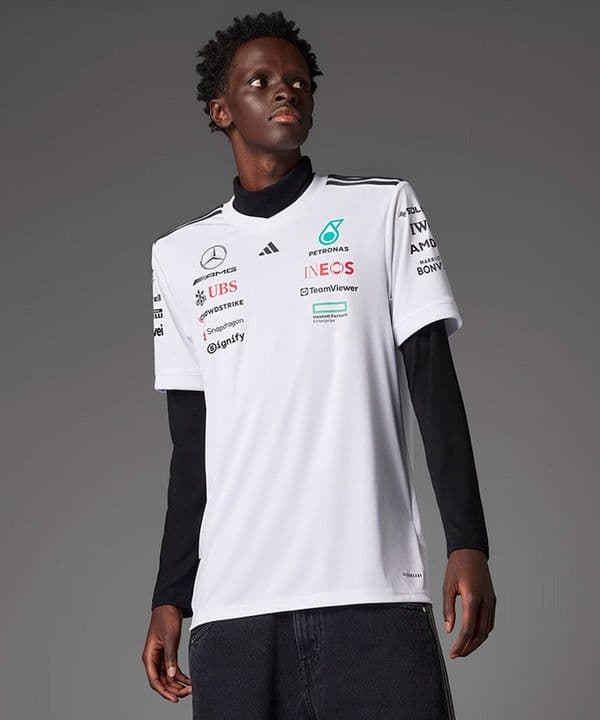 超特価　メルセデス AMG ペトロナス F1 チーム Tシャツ オーセンティック