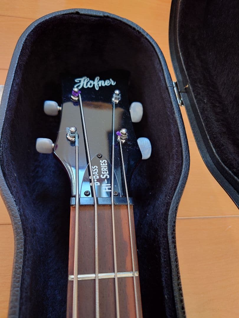 Hofner Violin Bass サンバースト　ハードケース付き