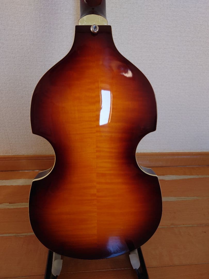 Hofner Violin Bass サンバースト　ハードケース付き