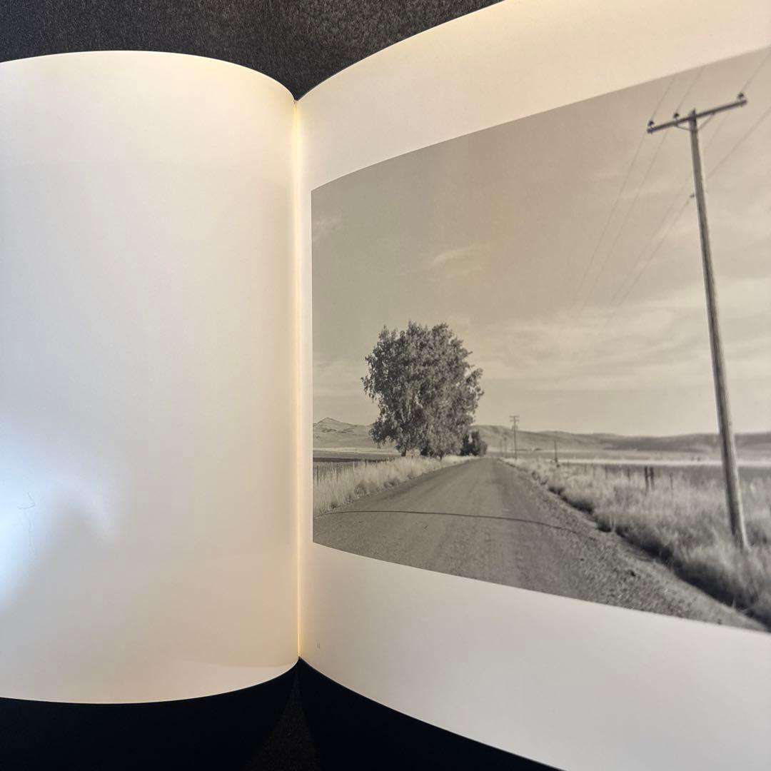アート・デザイン・音楽 Tree Line by Robert Adams The Hasselblad