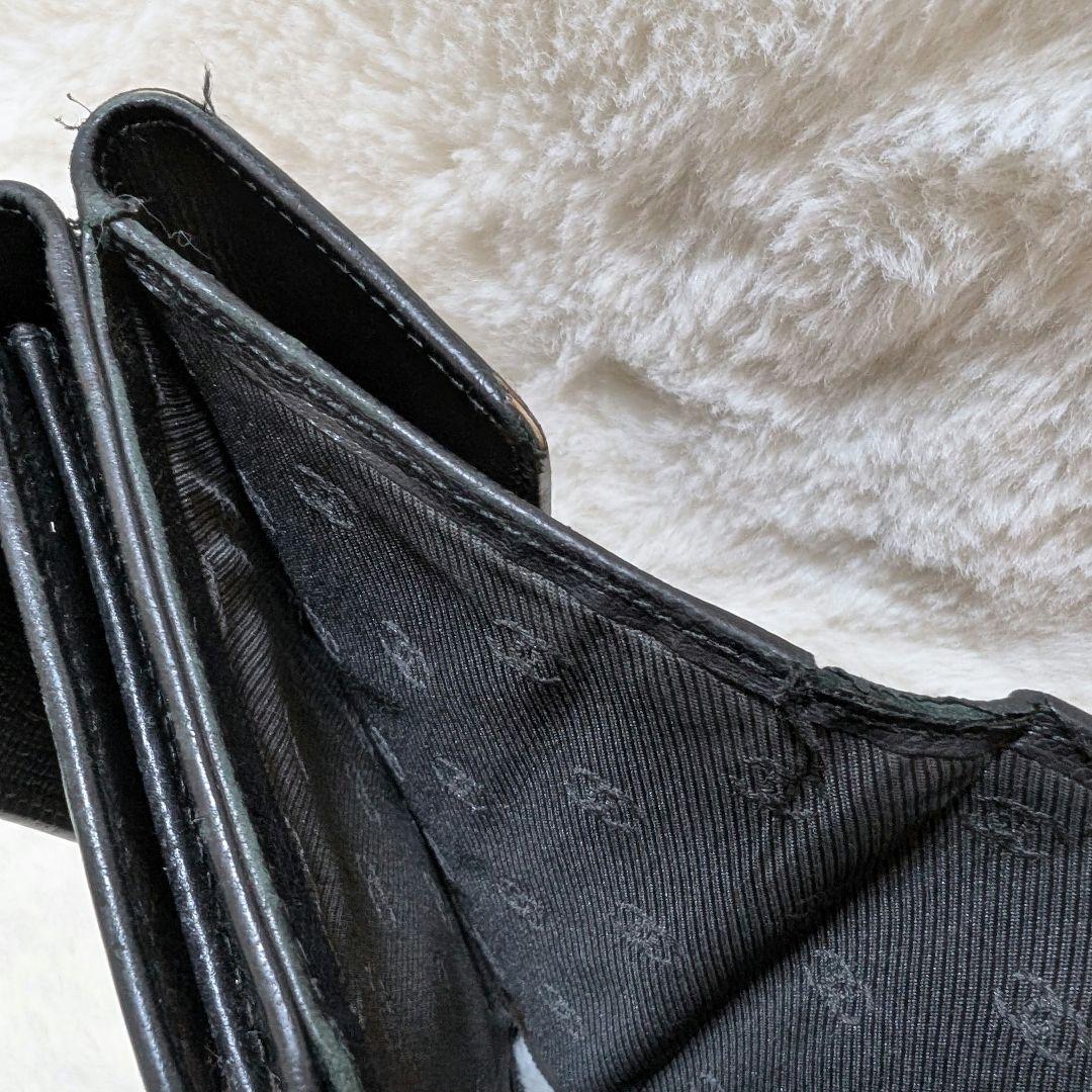 シャネル　CHANEL　ココボタン　ブラック　二つ折り　財布
