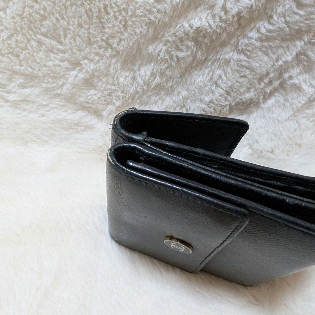 シャネル　CHANEL　ココボタン　ブラック　二つ折り　財布