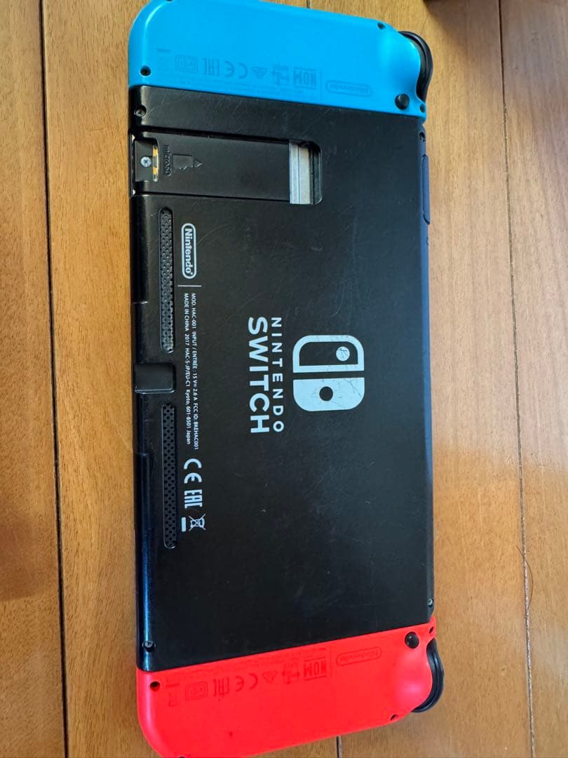 Nintendo Switch (中古品)(説明文読んでください)