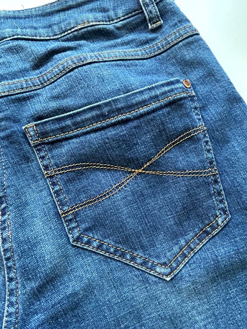 ☆美品☆ブルネロクチネリ☆16万円 極上♡柔らかストレッチデニム 42