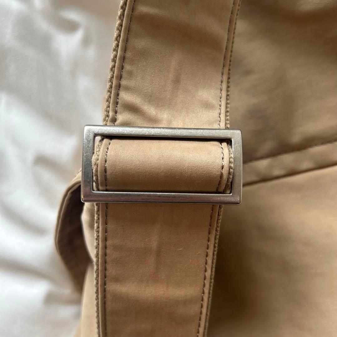 Hender Scheme　flap shoulder small　ベージュ