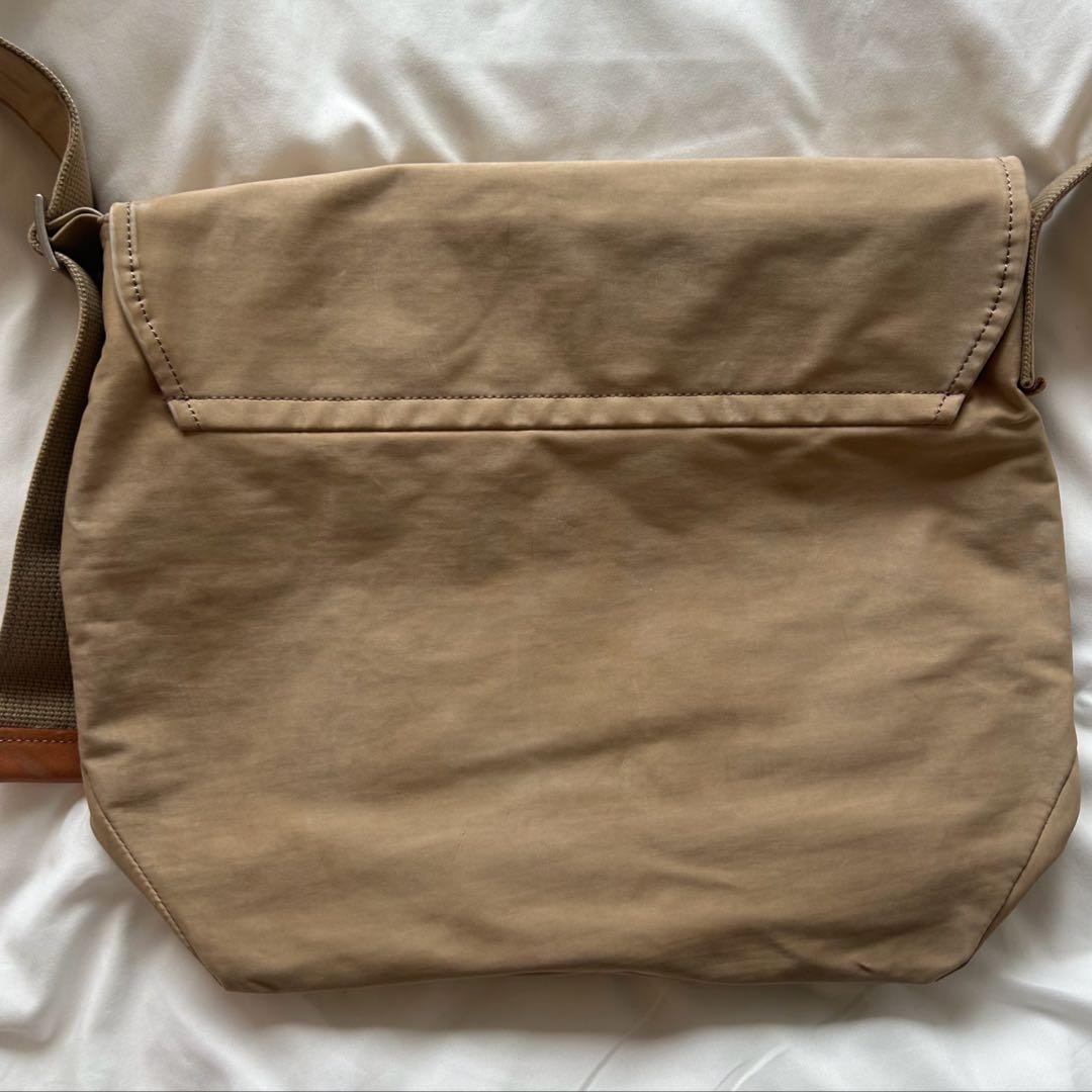 Hender Scheme　flap shoulder small　ベージュ
