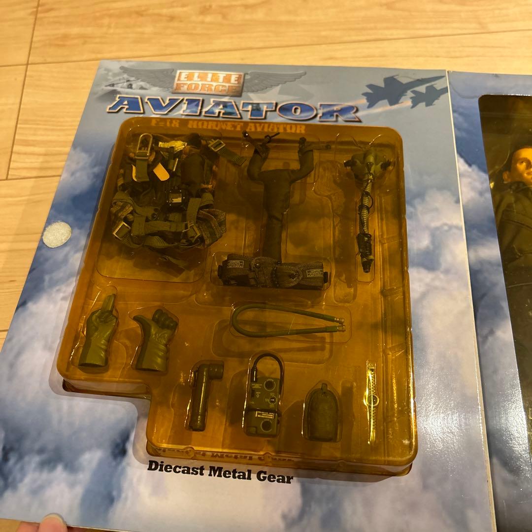 F-18 Hornet Aviator \"Cougar\" フィギュア