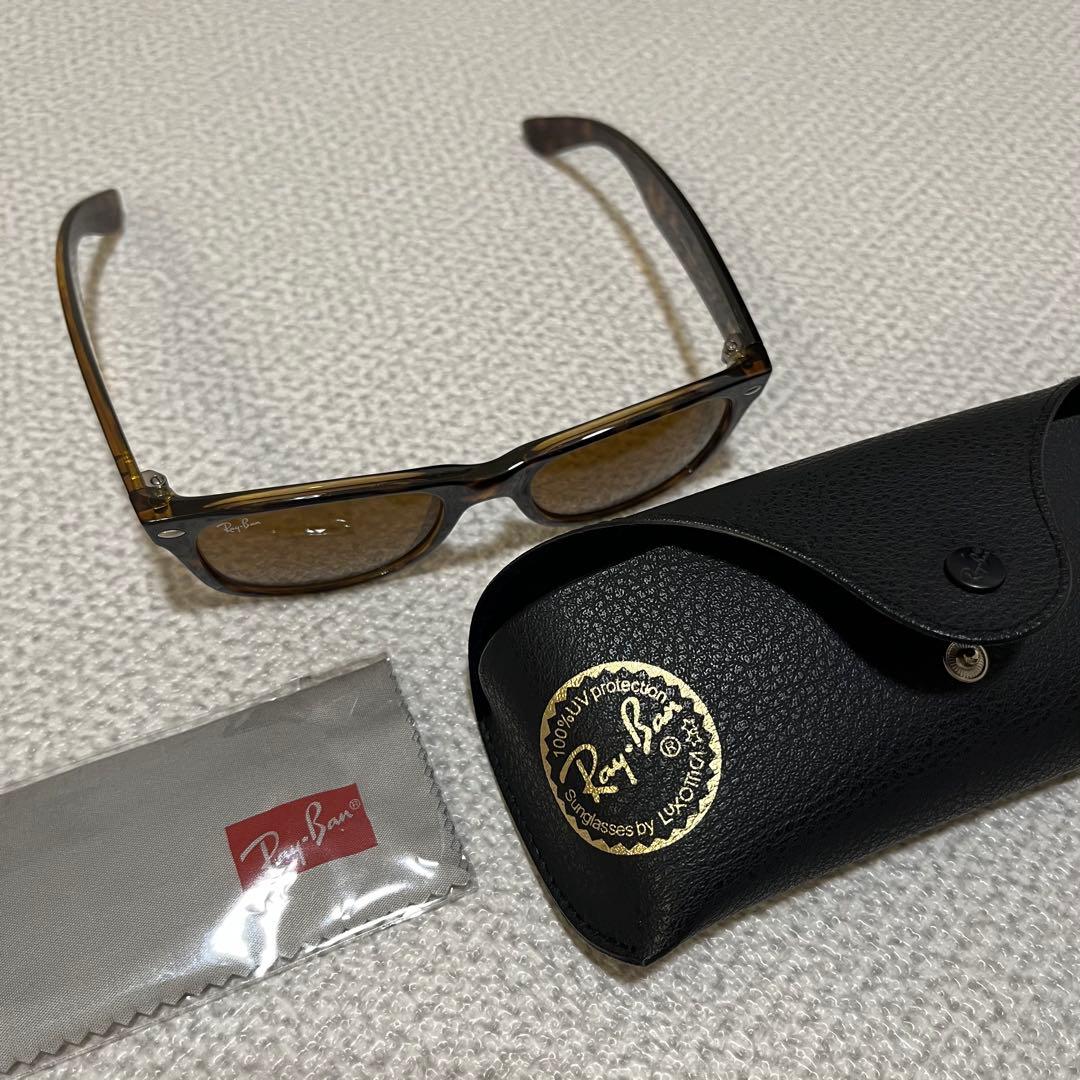Ray-Banレイバン　サングラス　RB2132