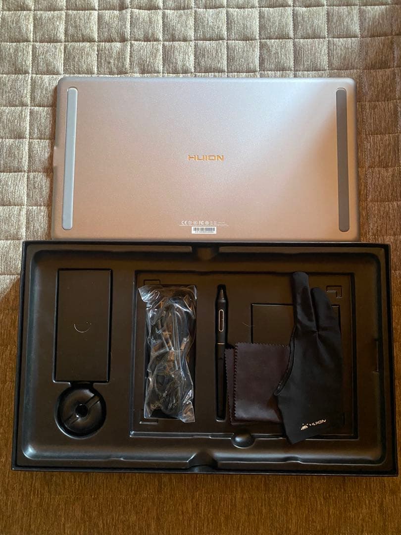 HUION KAMVAS Pro16 液タブ 15.6インチ