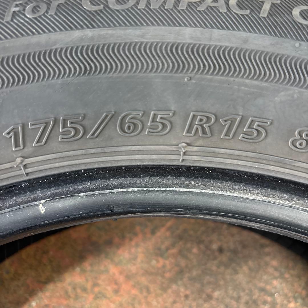 送料込み　175/65R15サマータイヤ 4本セット