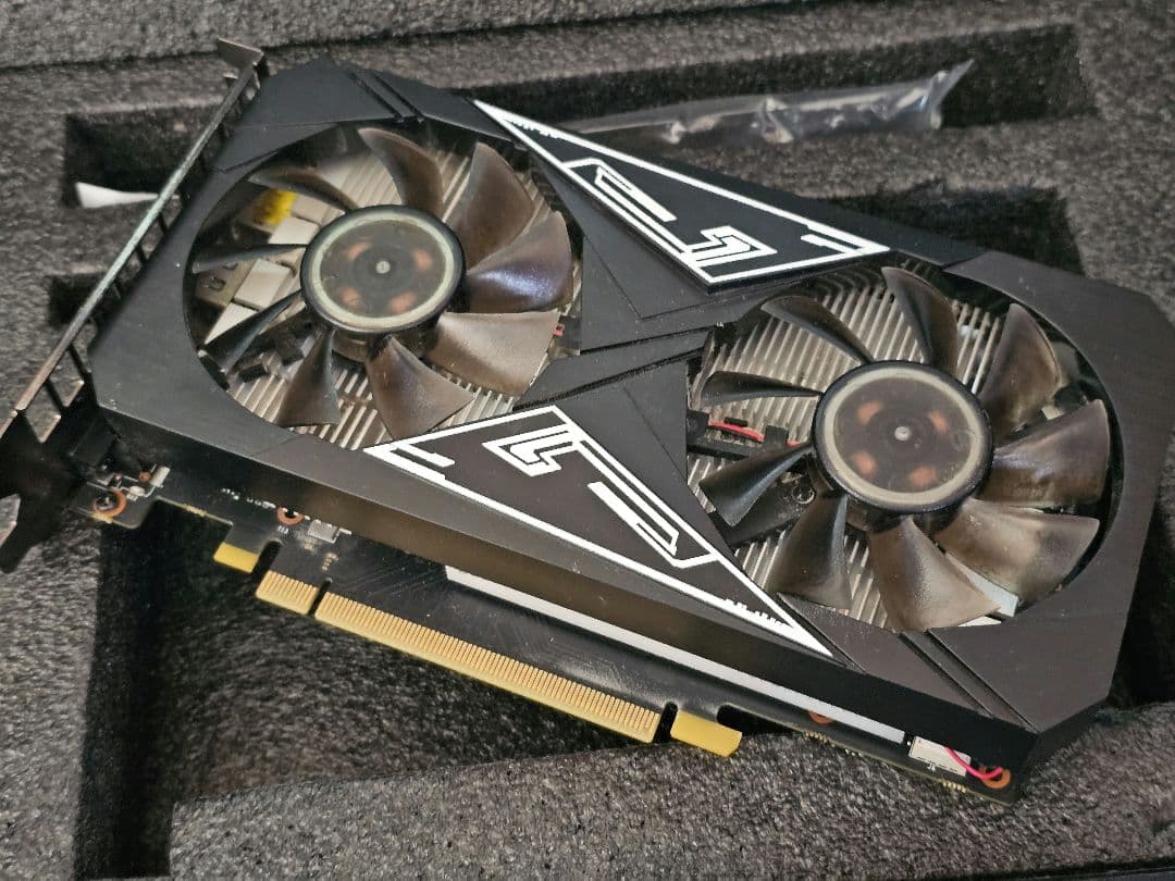 玄人志向　NVIDIA GeForce GTX1650　補助電源ありモデル