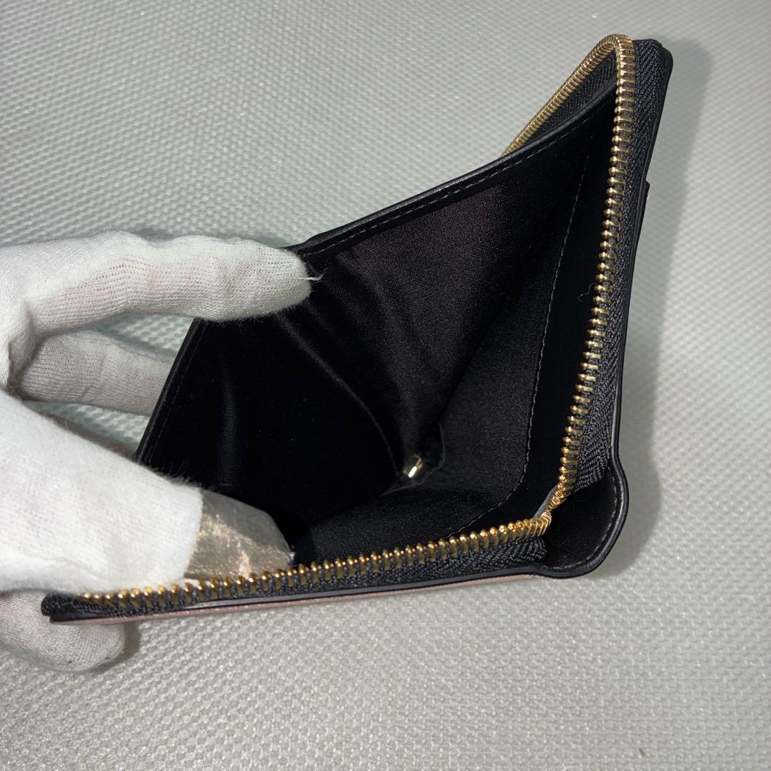 【未使用品】ヴェルサーチ ブラッシュカーフ レザー 折り財布 ピンク 箱付き