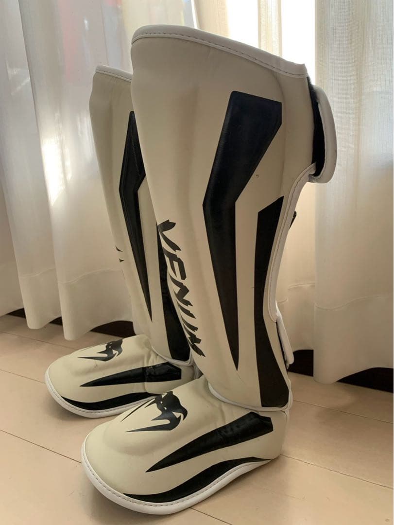 VENUM ヴェナム レガース Lサイズ 脛当て すね当て