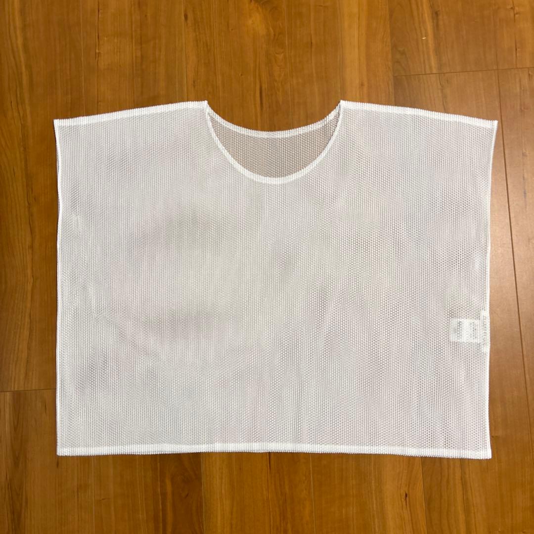 PLEATS PLEASE ISSEY MIYAKE 半袖　ホワイト