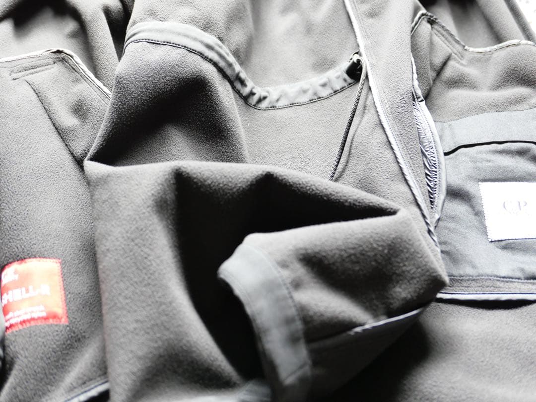 CP COMPANY フーデッドテックコート