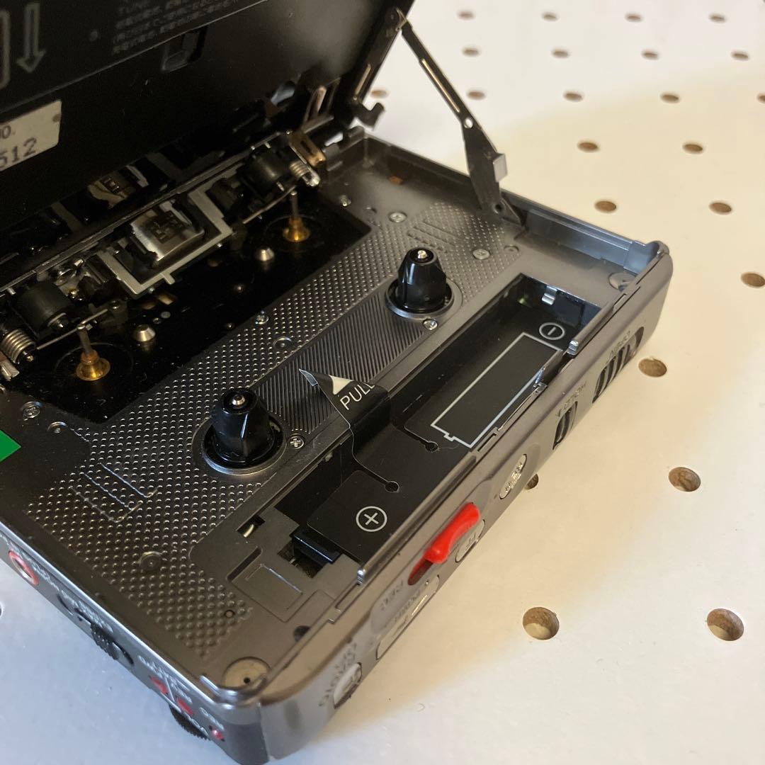 d*3様 昭和レトロSONYカセットウォークマンWM-GX77現状品／ジャンク品