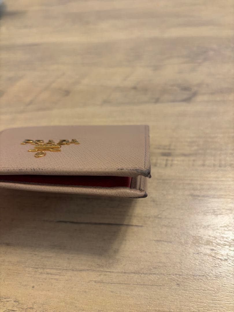 PRADA サフィアーノレザー 二つ折り財布