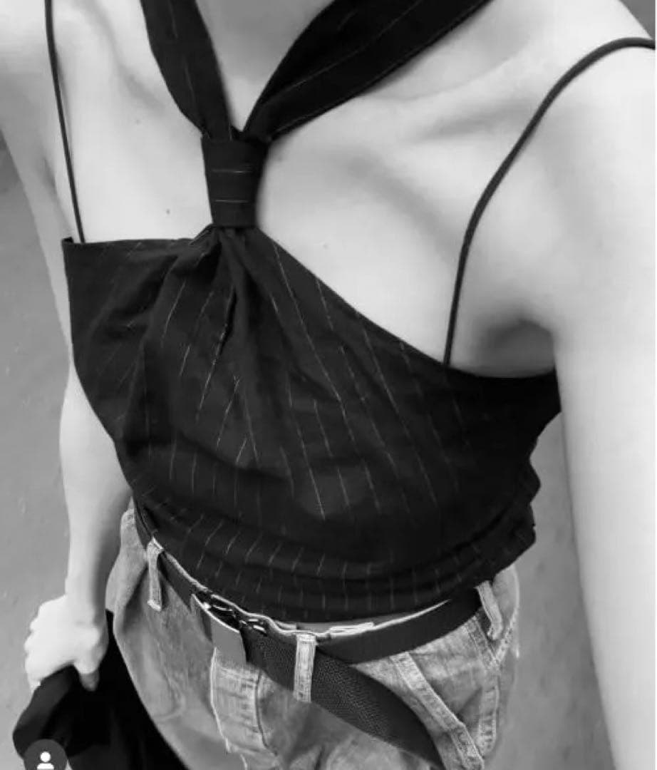 【1度使用】【送料込み】zoe tie tops black & gold