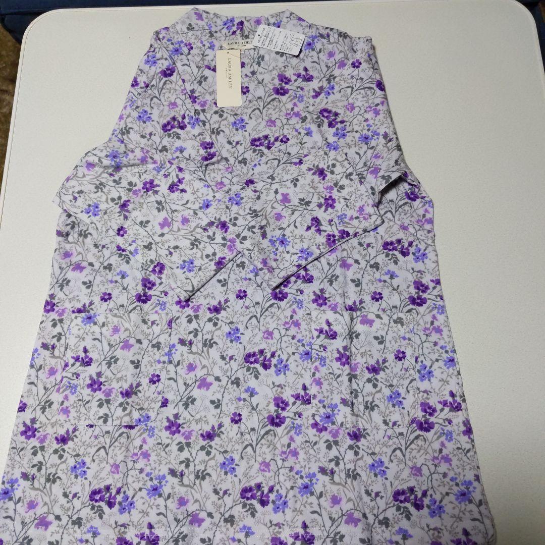 LAURA ASHLEY 花柄長袖パジャマ