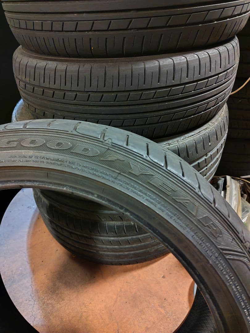 225/40/R18 グッドイヤー　EAGLE　LS EXE 　①