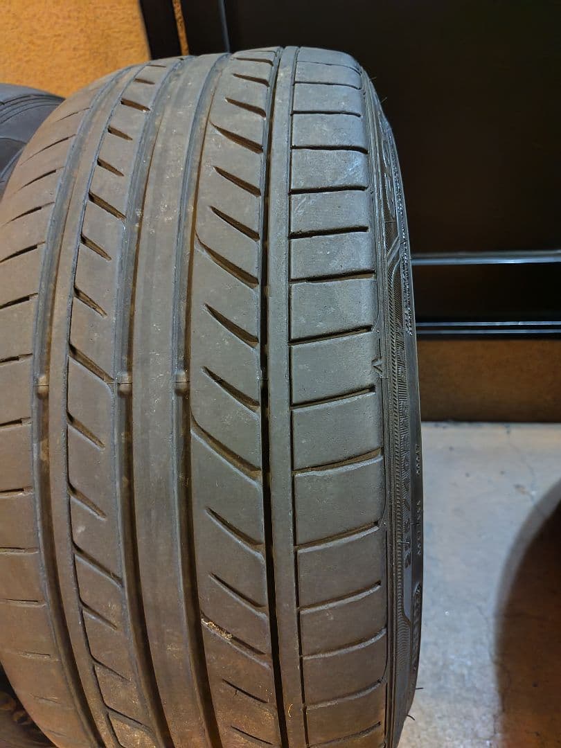225/40/R18 グッドイヤー　EAGLE　LS EXE 　①